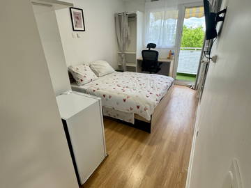 Roomlala | 5 Zimmer zu vermieten in einer schönen WG