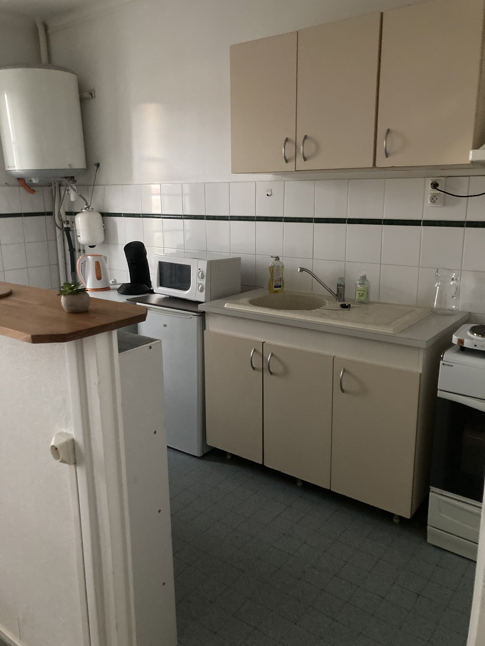 Ganzes Haus Poitiers 170117