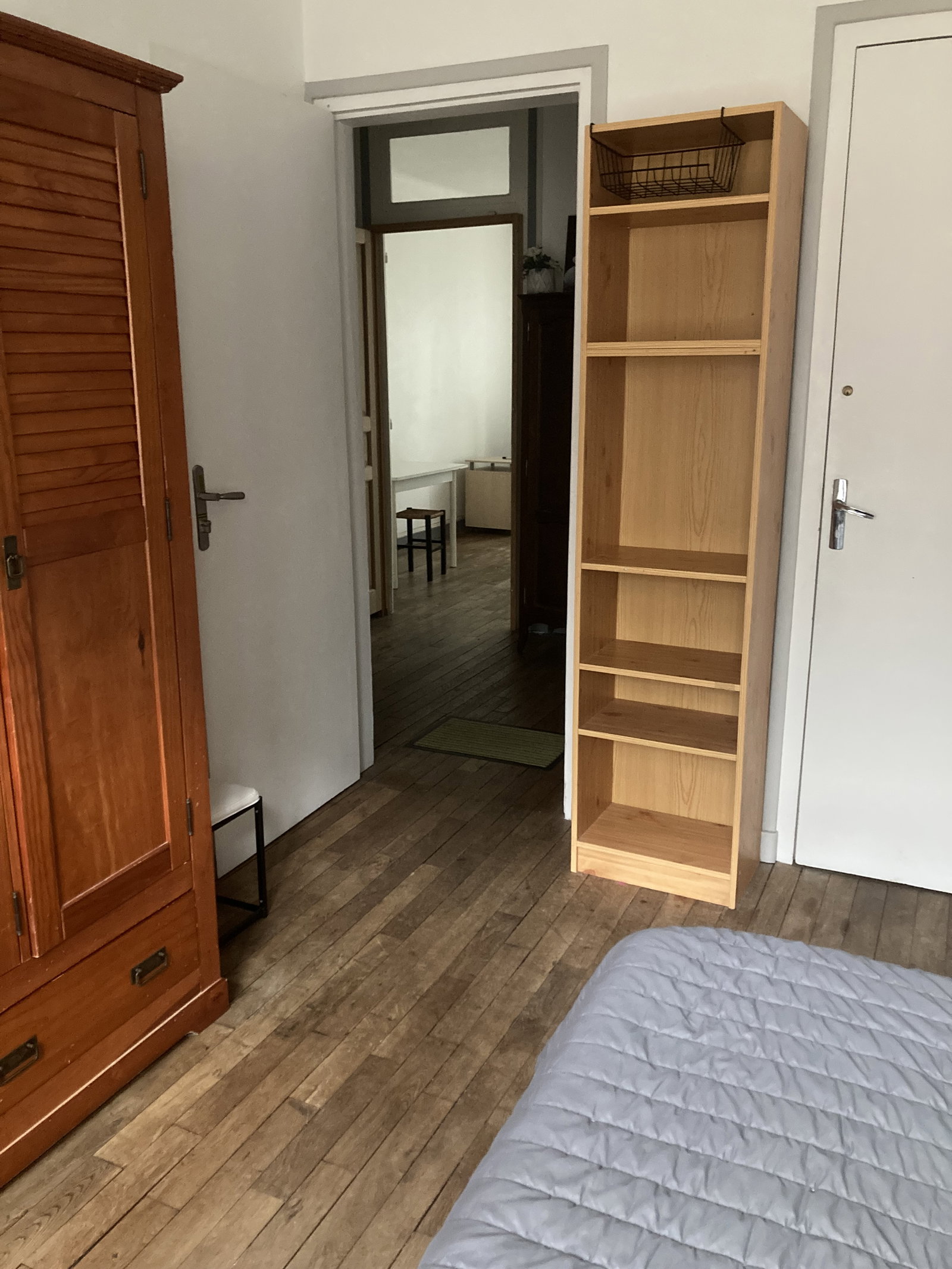 Ganzes Haus Poitiers 170117