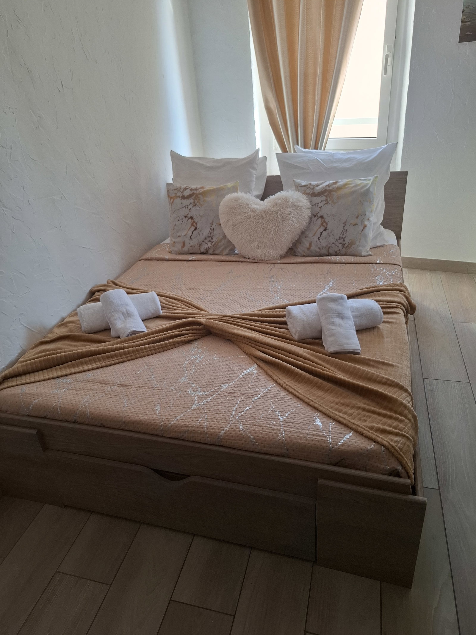 Entire Home Fréjus 673055