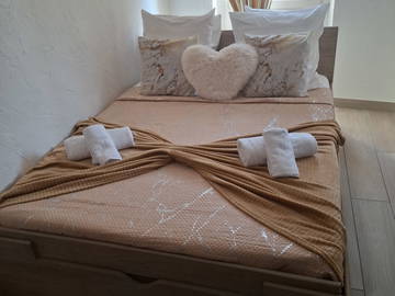 Entire home for rent in Fréjus - photo 1: Bedroom-1