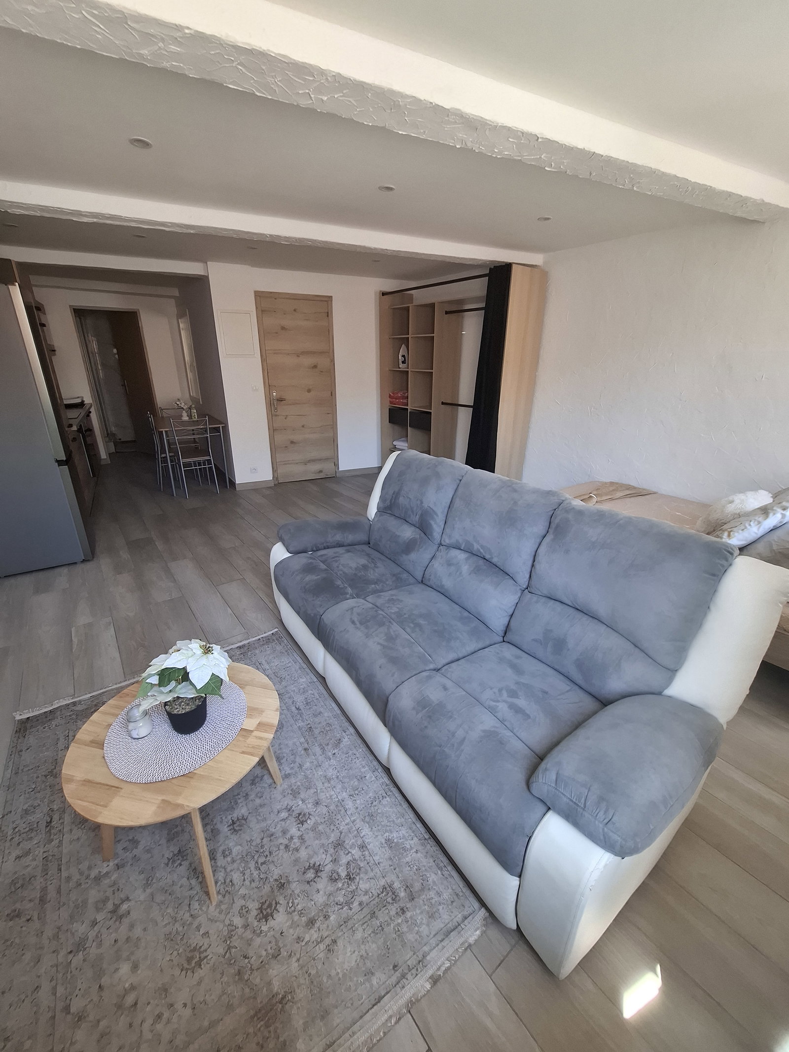 Entire Home Fréjus 673055