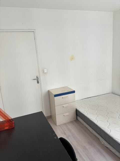 Entire Home Lyon 668480