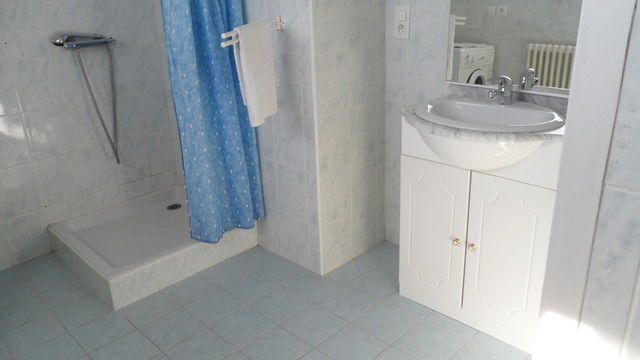 Colocation Ustaritz 29536
