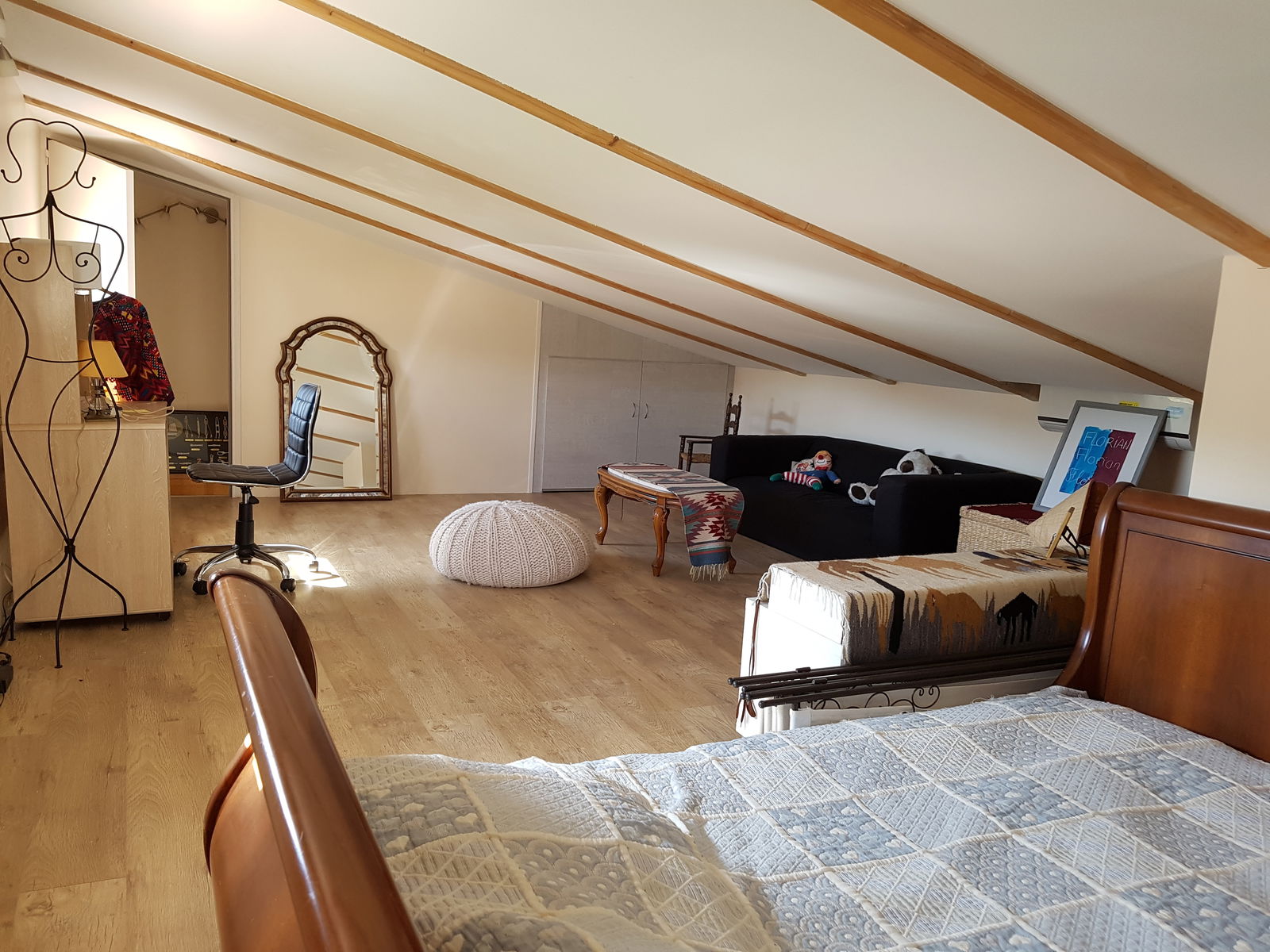 Onafhanklike Ateljee Saint-Mitre-les-Remparts 204203