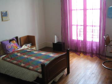 Roomlala | 80m2 umeblowane mieszkanie do współdzielenia w Dijon