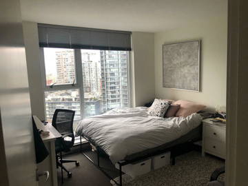 Roomlala | 935ft2 - Grote hoofdslaapkamer - Centrum van Vancouver in de buurt van Chinat