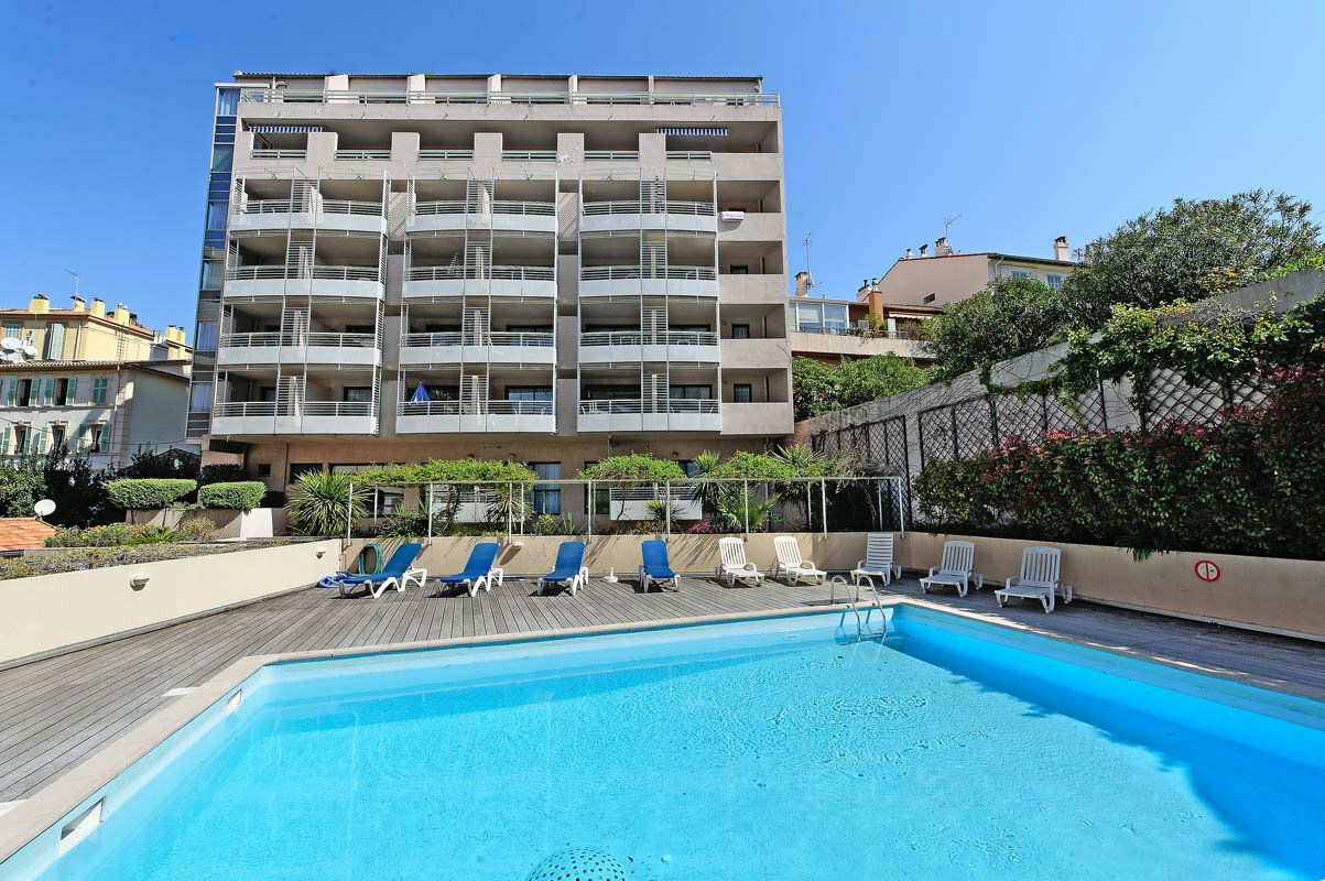 Colocación Cannes 239344
