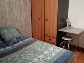 À Louer, Chambre Chez L'habitant