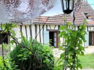 Homestay Verneuil D'avre Et D'iton 663109-1