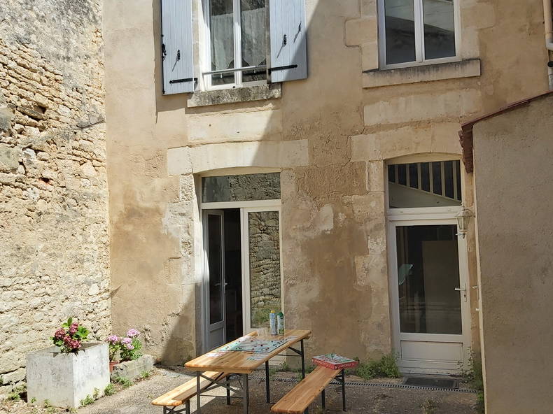 Życie Fontenay-le-Comte 473285-4