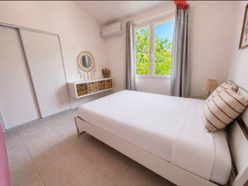 Colocation à louer à Le Moule - photo 8 : chambre-8