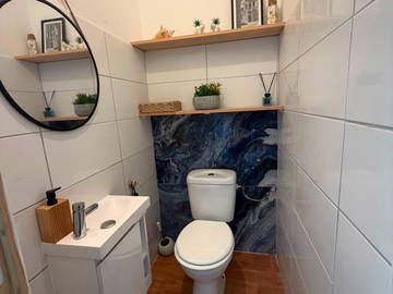 Colocation à louer à Le Moule - photo 11 : salle de bain-11