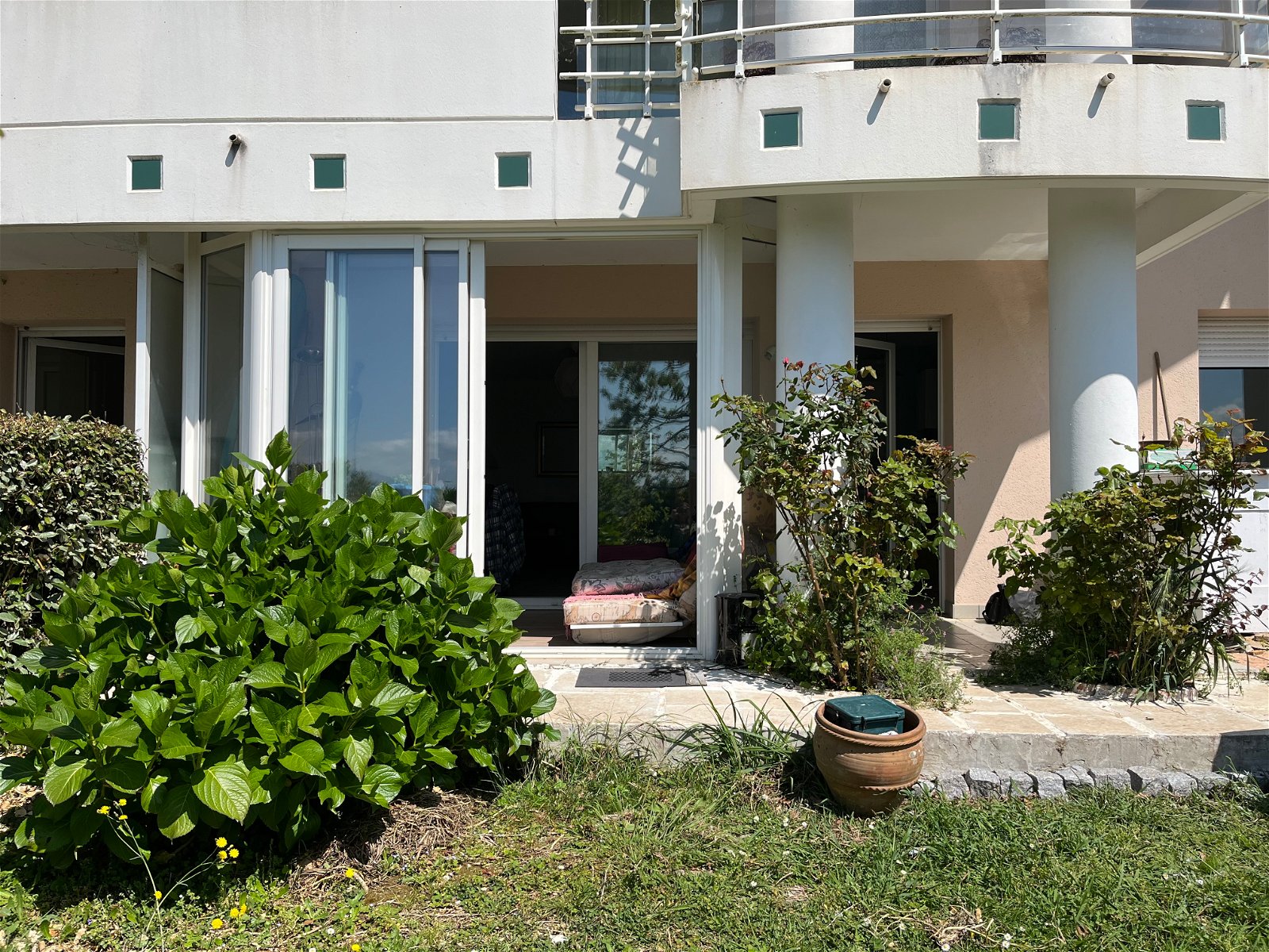 Oberoende Studio Bidart 257160