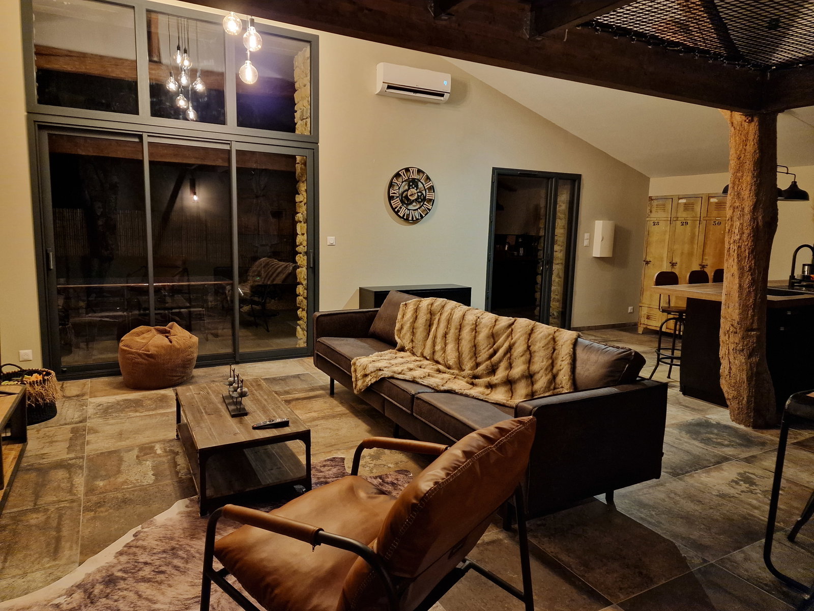 Hospedagem Em Casa De Família Nouaillé-Maupertuis 383584