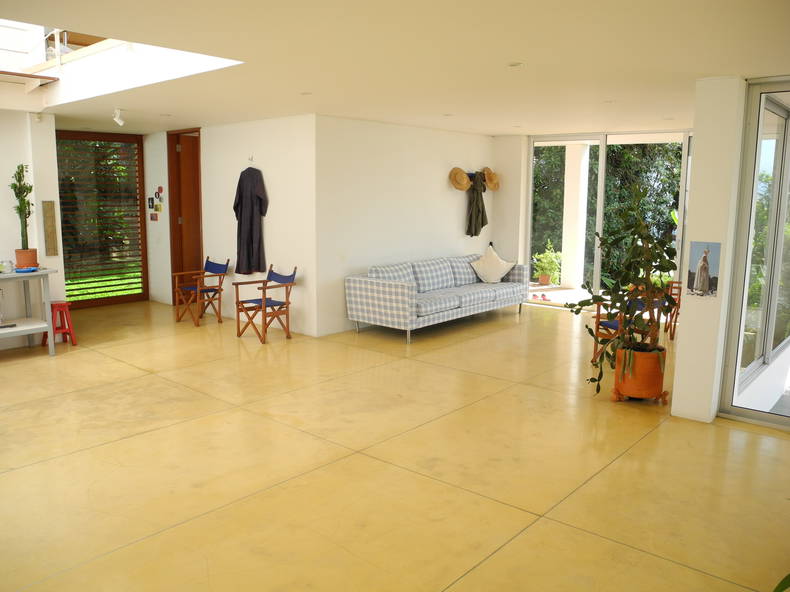 Toda La Casa La Mesa 234589-1