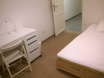 Roomlala | A poucos passos do centro de Lyon 