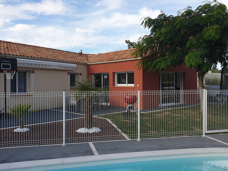 Entire Home Les Epesses 243093-4