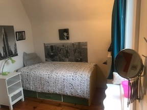 Habitación De Alojamiento - Casa Tranquila A 300m Del Polo Digital