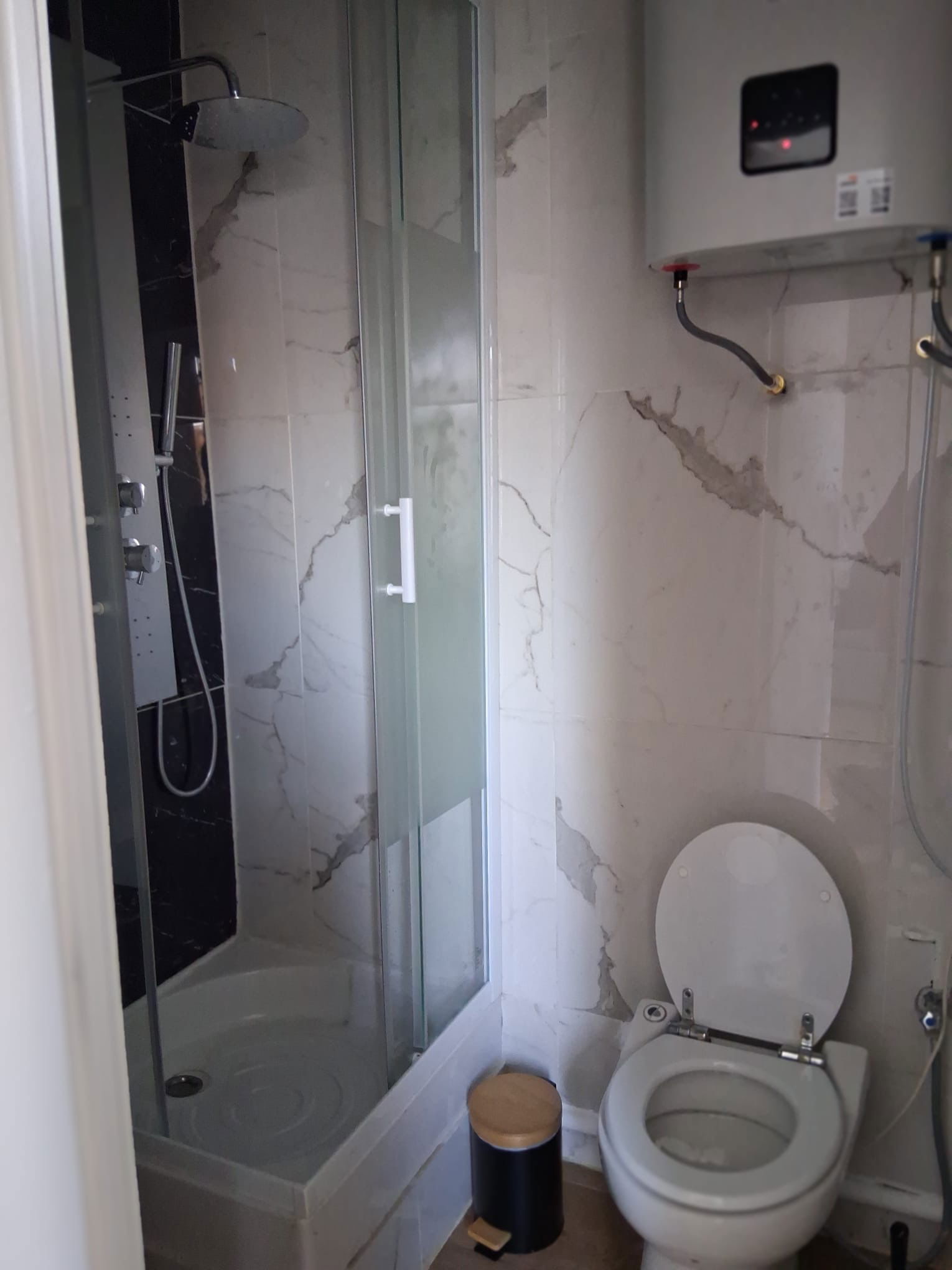 Toda La Casa Enghien-les-Bains 529720