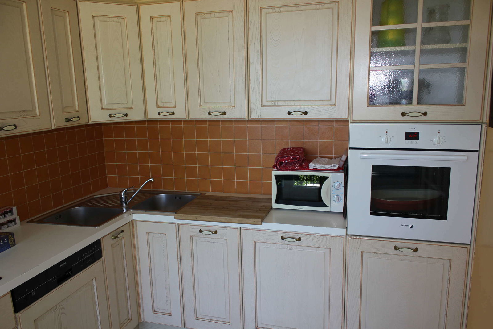 Habitaciones De Huéspedes La Turbie 98403