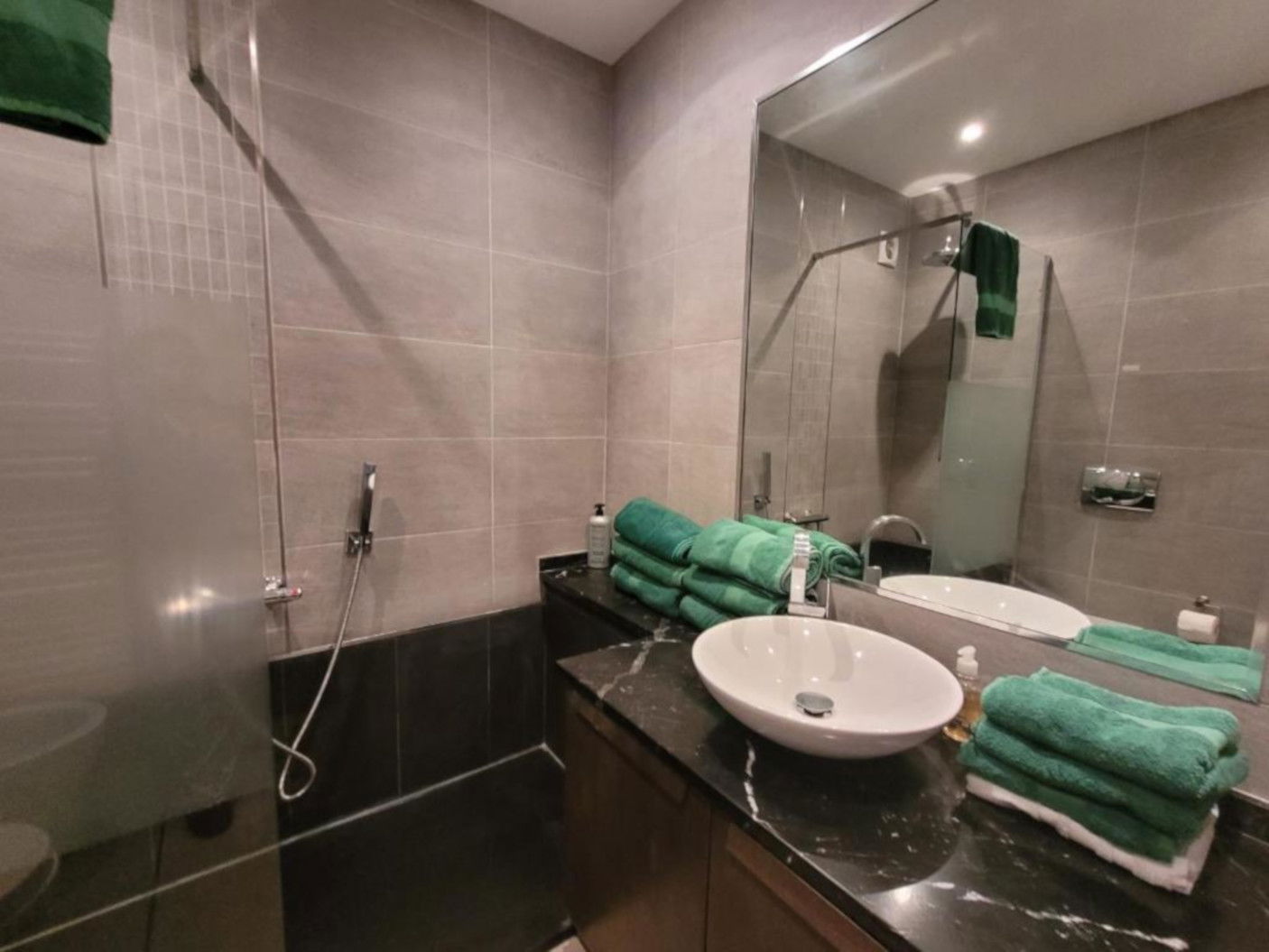 Habitaciones De Huéspedes La Turbie 98403