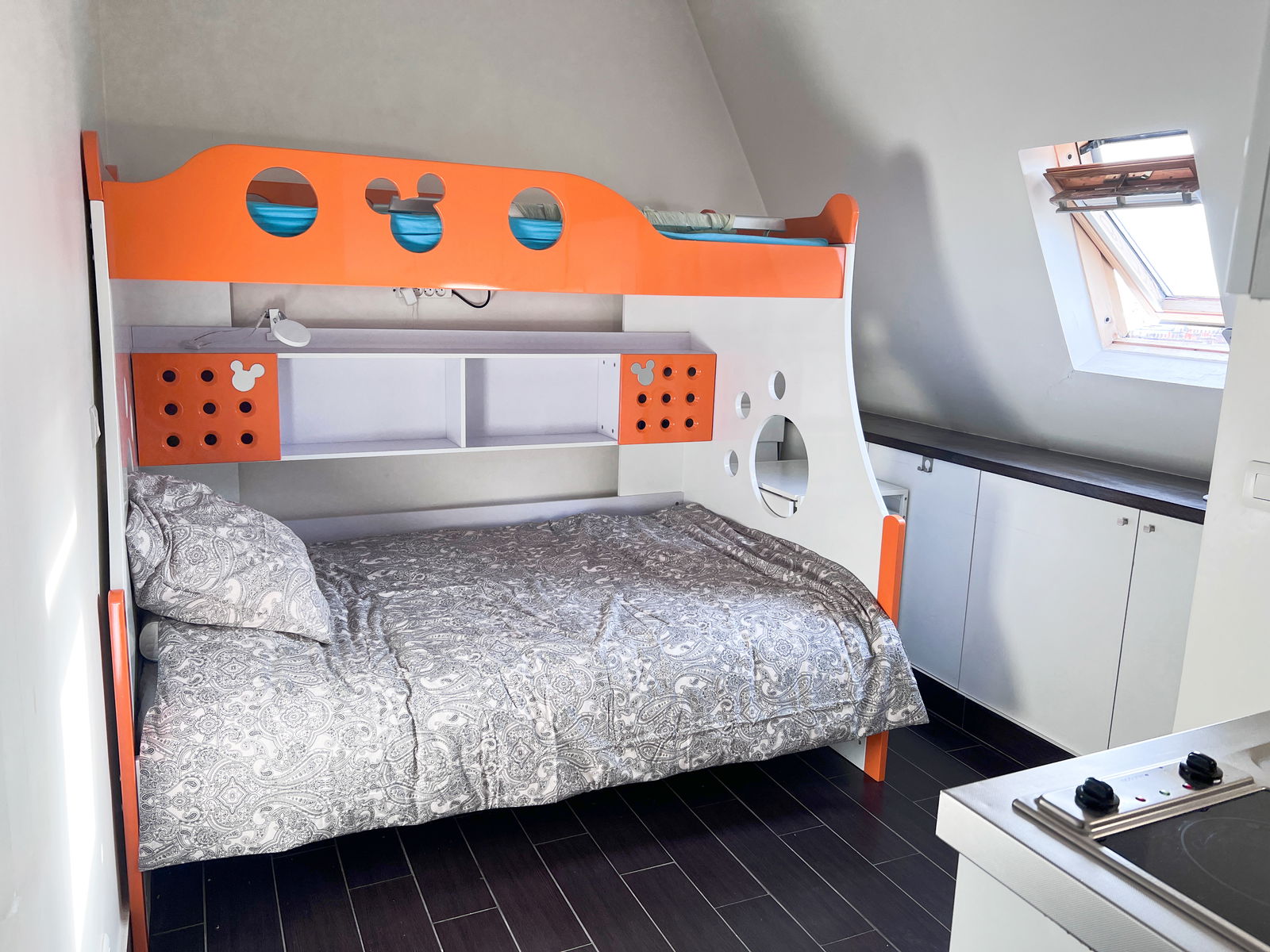 Estudio Independiente Paris 263324