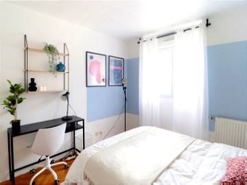 Roomlala | Acogedora Habitación De 10 M² En Saint-Denis - SDN22