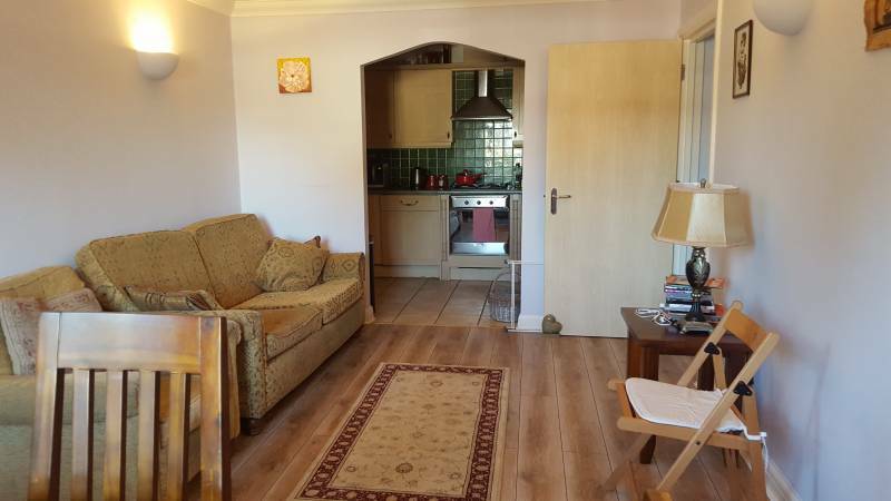 Quedarse En Casa Merstham 160924