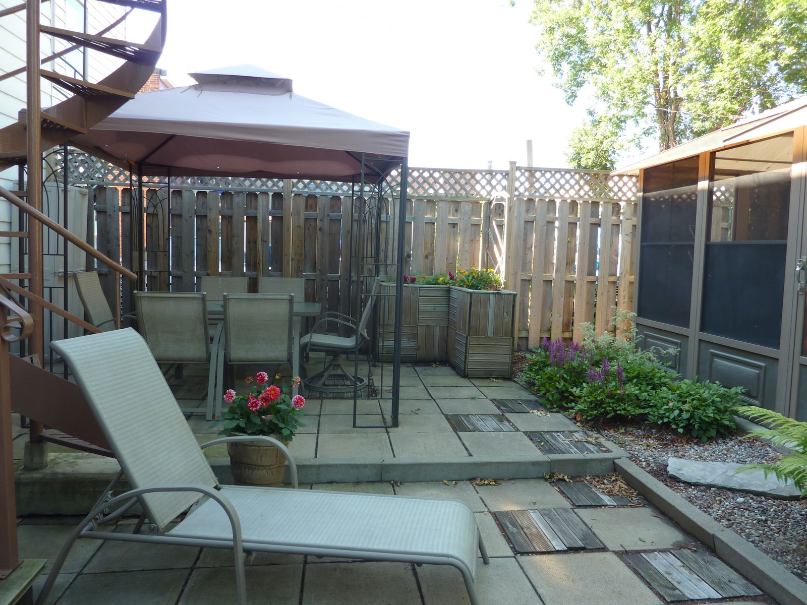 Colocação Montréal 128458