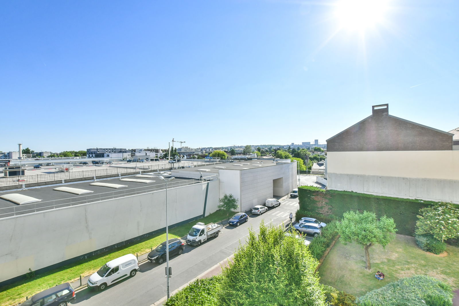 Colocação Neuilly-sur-Marne 250140