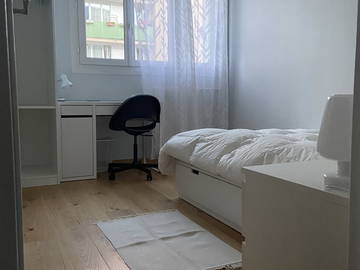 Roomlala | Acomodação compartilhada com uma estudante residente