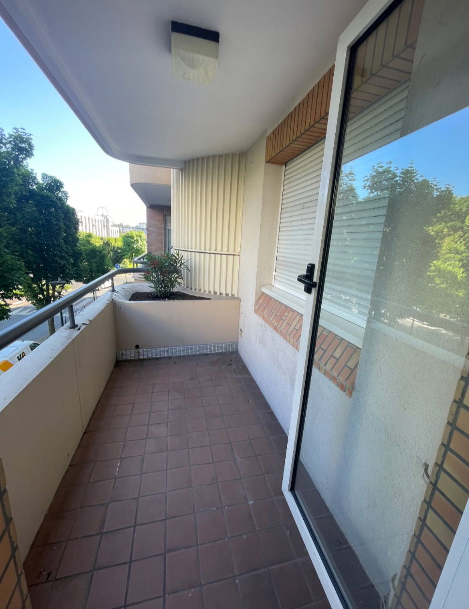 Colocação Saint-Gratien 596000