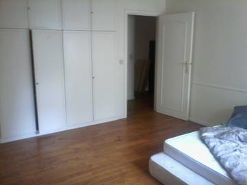 Roomlala | Acomodação compartilhada - moradia com 5 quartos e jardim