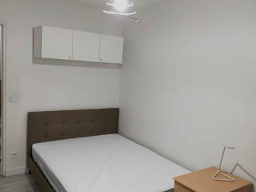 Roomlala | Acomodação compartilhada para jovens perto de Paris, Choisy Le Roi, Orly