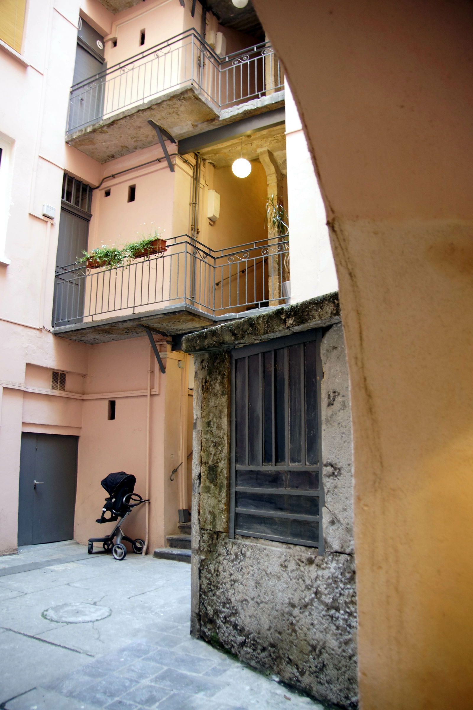 Estudio Independiente Lyon 180794