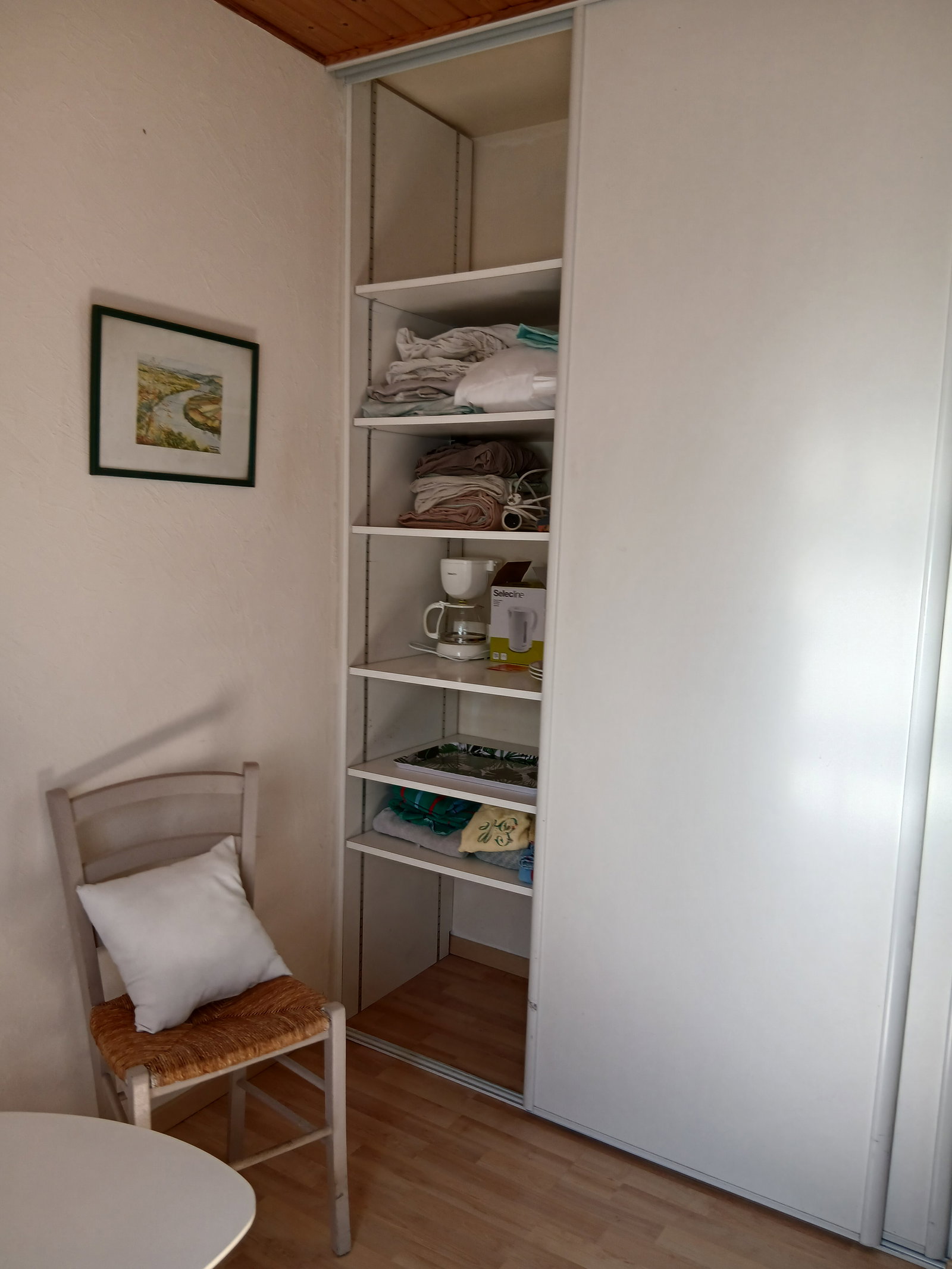 Homestay Ennery 54149