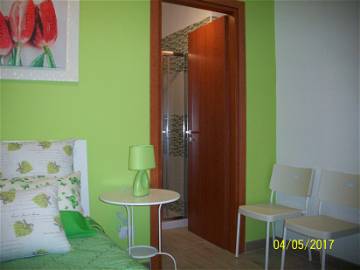 Room For Rent Bari 169765