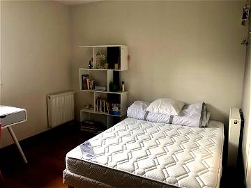 Roomlala | Affittare una stanza da un privato