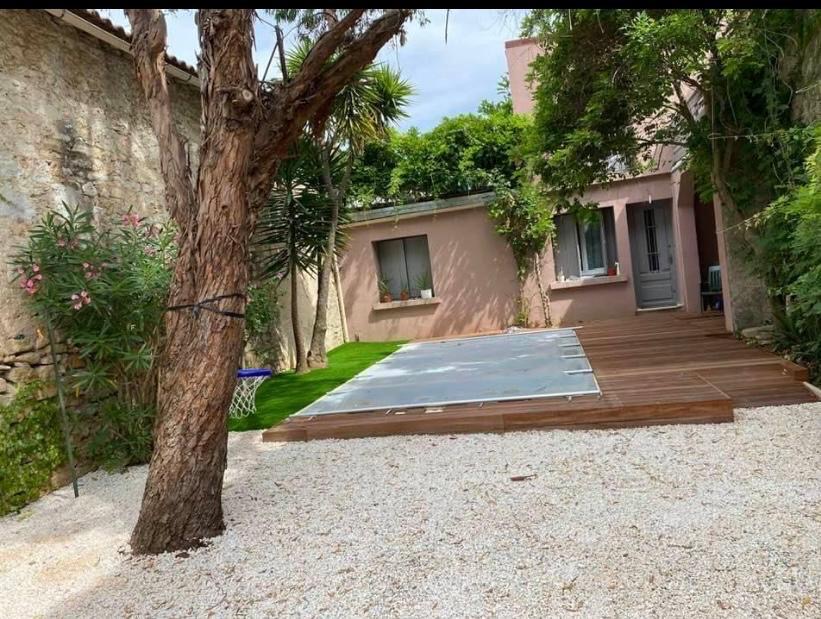 Famiglia Villeneuve-lès-Maguelone 457365