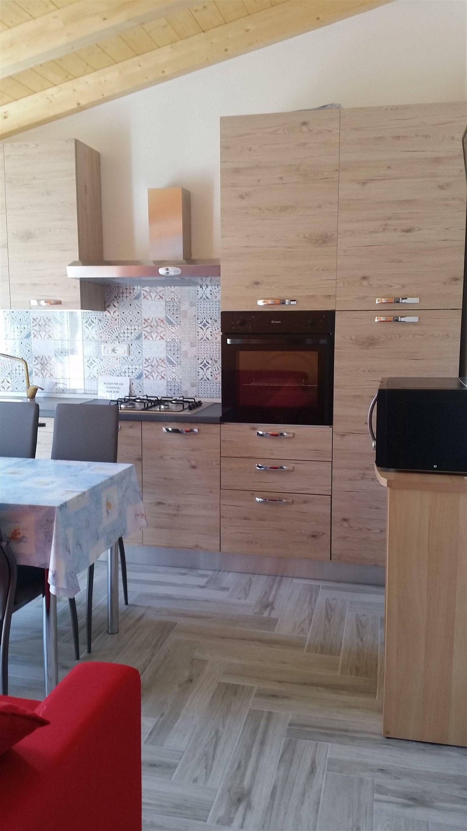 Oberoende Studio Badesi 154601