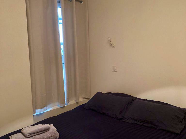 Entire Home Paris 254895-4