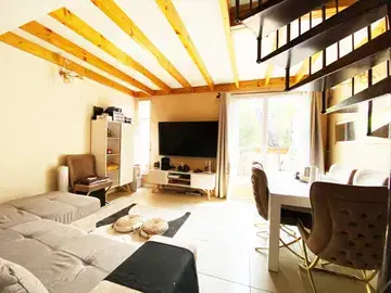 Toda la casa à louer à Sevran - otra habitación-2