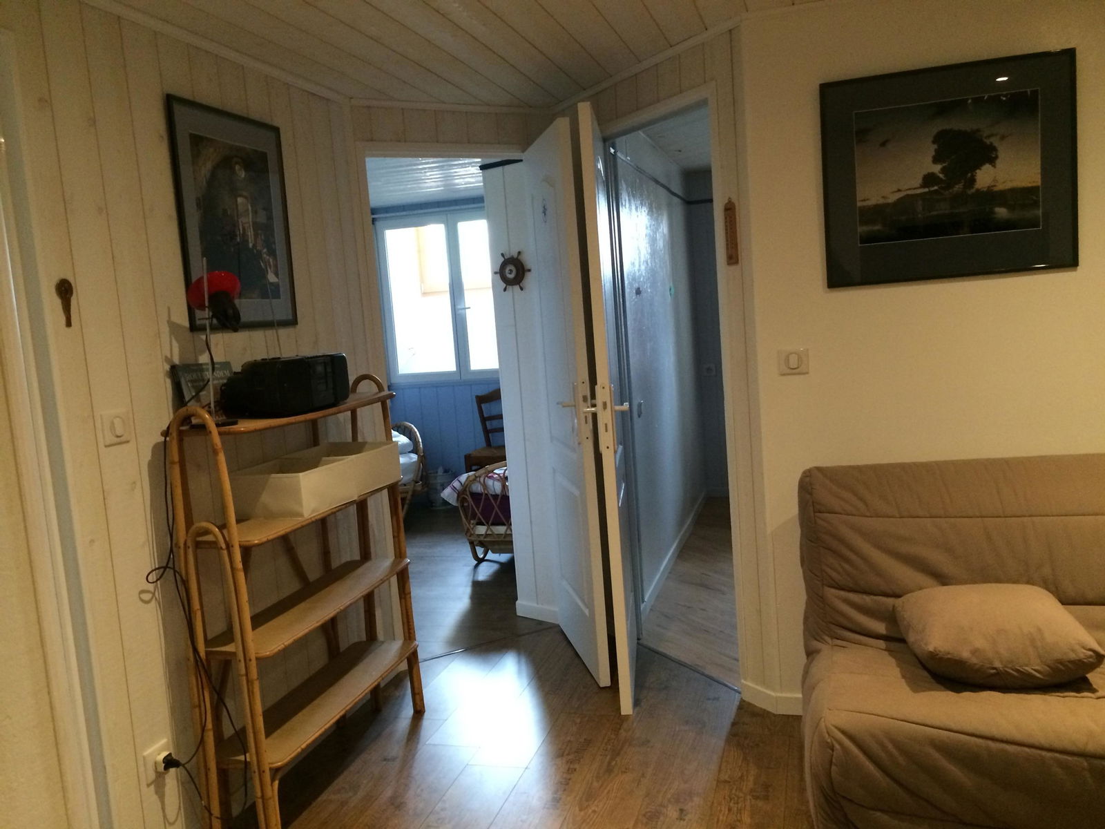 Onofhängeg Studio Ginestet 42135