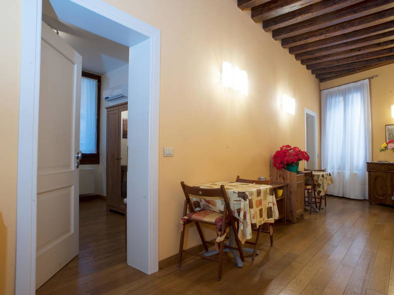 Gästezimmer Venezia 633533-4