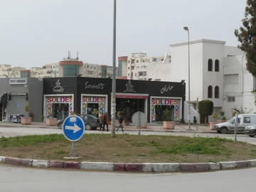 Quedarse En Casa Tunis 105724-12