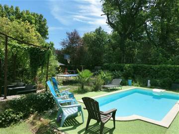 Roomlala | Air-conditioned HOUSE with private pool near Avignon