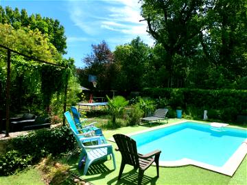 Roomlala | Air-conditioned HOUSE with private pool near Avignon