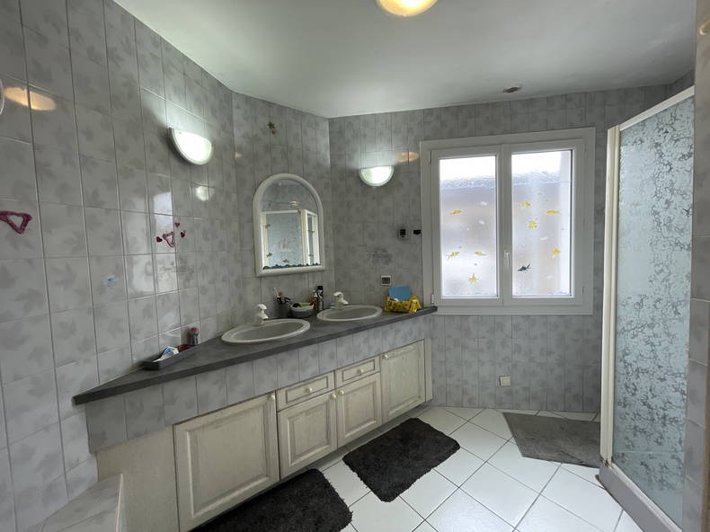 Hemvistelse Rezé 261296-3