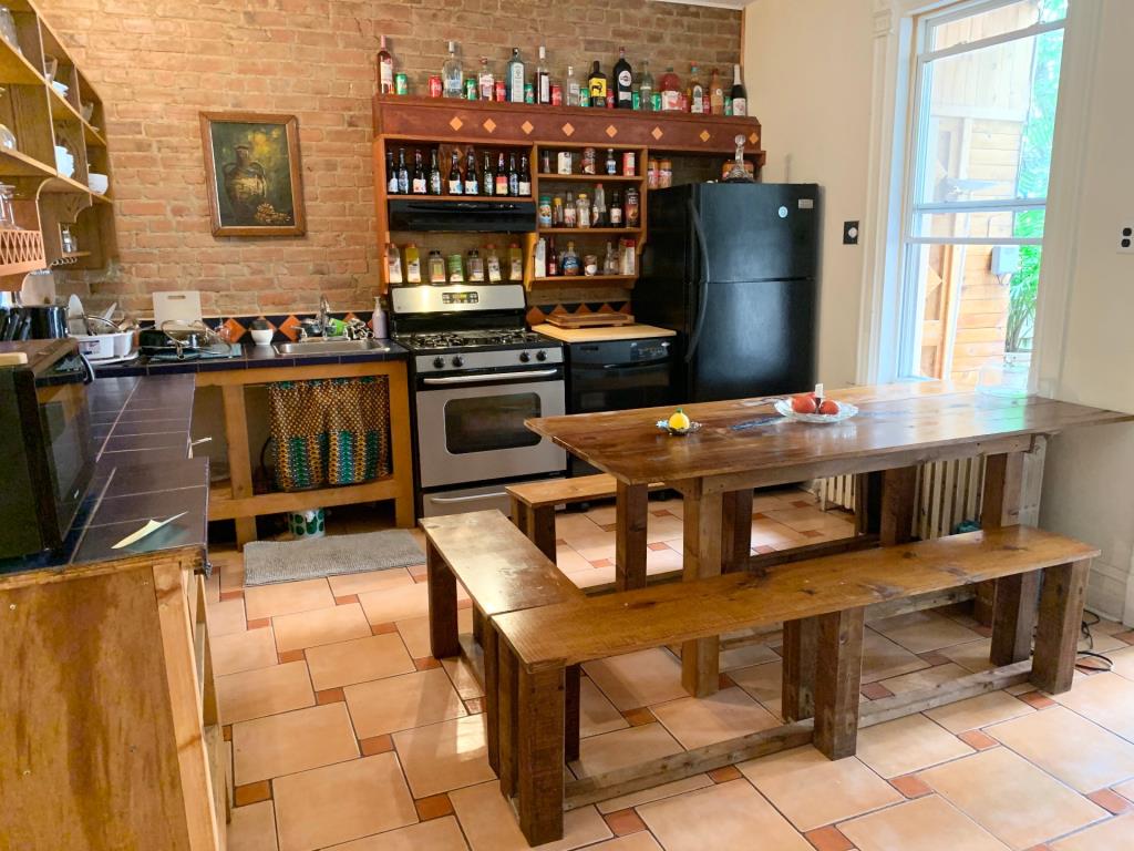 Kolokasie Montréal 321718